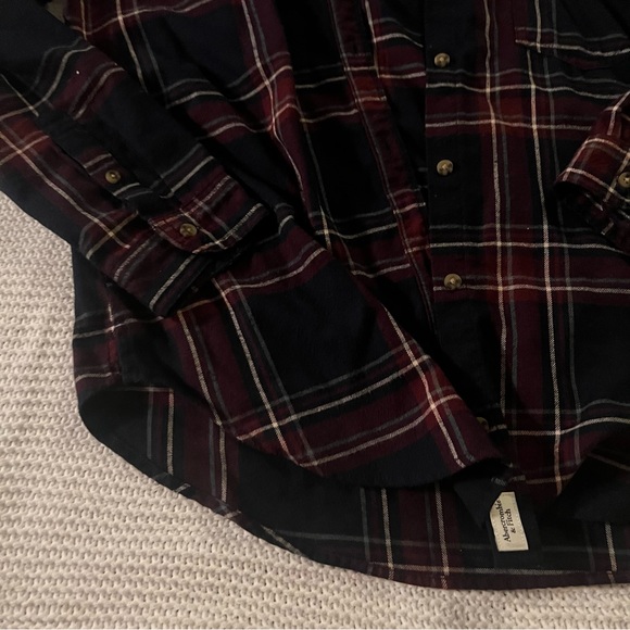 Abercrombie & Fitch Button Down Flannel - Picture 4 of 7